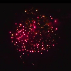 25 shots Red & Gold Ghost - Gold Rain with Red & Gold Ghost star effects